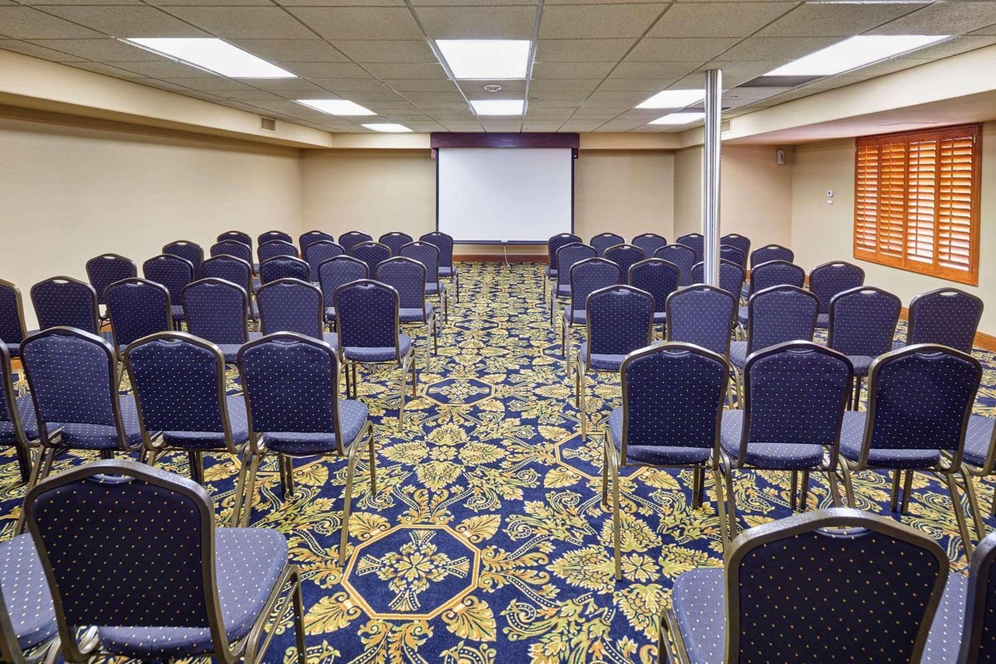 Radisson Hotel El Paso Airport מראה חיצוני תמונה